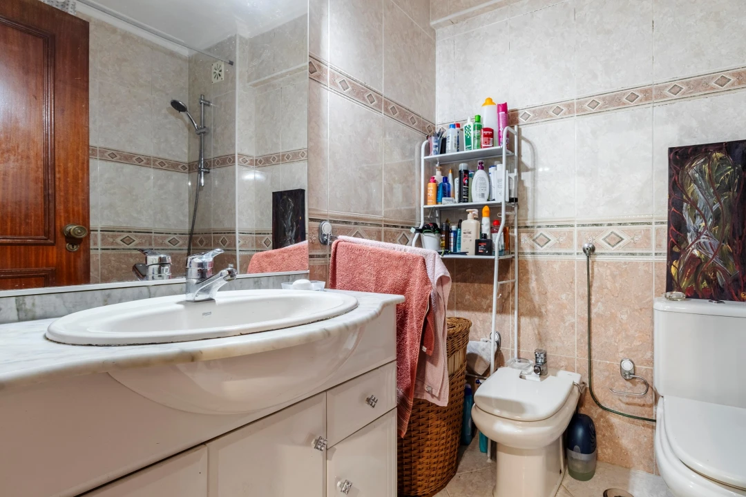 Apartamento T3 para Venda em Agualva e Mira-Sintra Foto 23