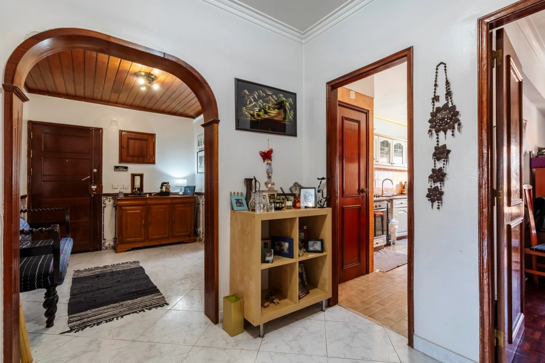 Apartamento T3 para Venda em Agualva e Mira-Sintra Foto 9