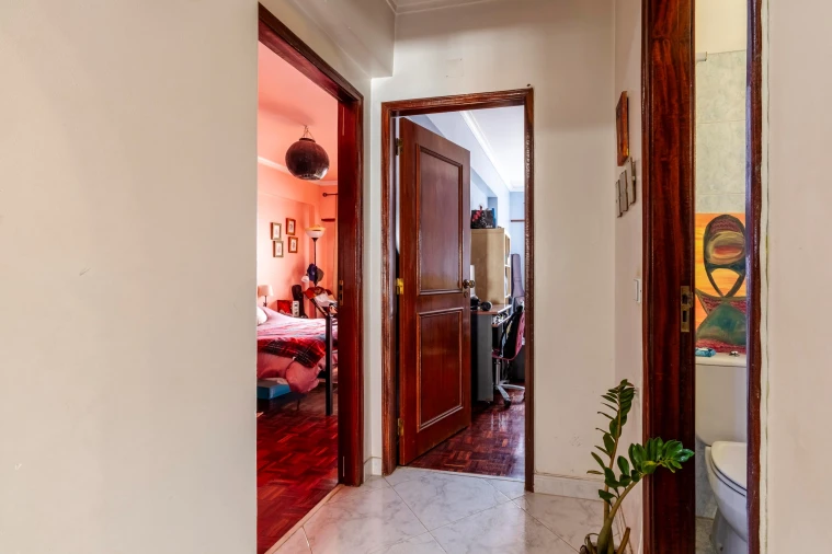 Apartamento T3 para Venda em Agualva e Mira-Sintra Foto 27