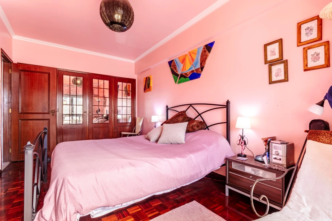 Apartamento T3 para Venda em Agualva e Mira-Sintra Foto 32