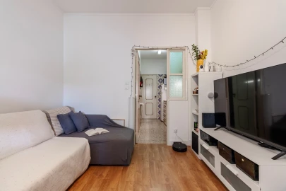 Apartamento T1 para Venda em Massamá e Monte Abraão