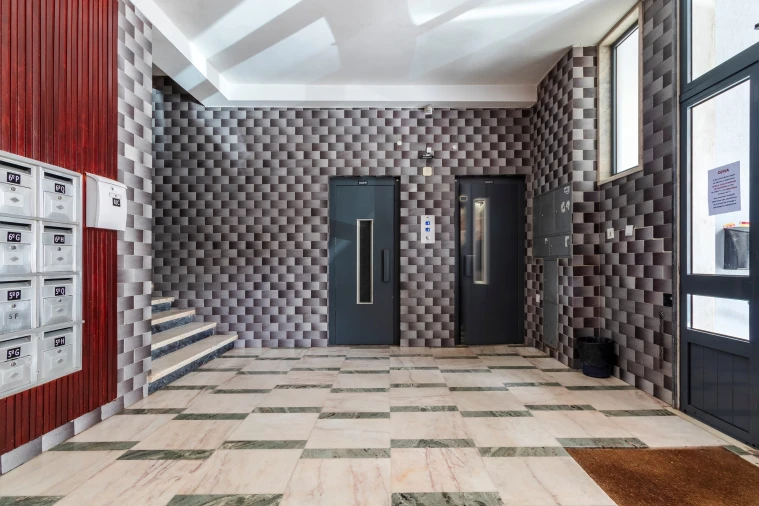 Apartamento T1 para Venda em Massamá e Monte Abraão Foto 21