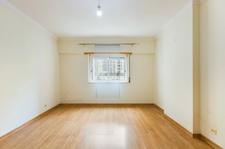 Apartamento T3 para Venda em Póvoa de Santa Iria e Forte da Casa Foto 24