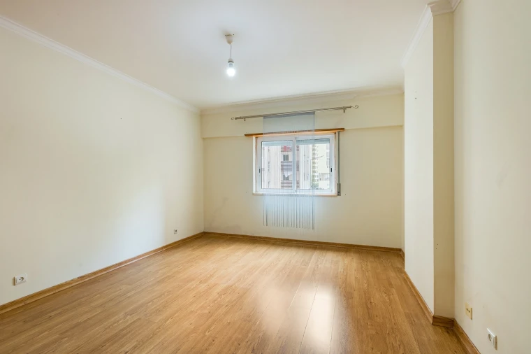 Apartamento T3 para Venda em Póvoa de Santa Iria e Forte da Casa Foto 25