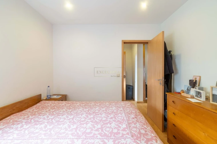 Apartamento T2 para Venda em Santa Marinha e São Pedro da Afurada Foto 2