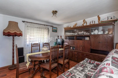 Moradia T4 para Venda em Alcabideche