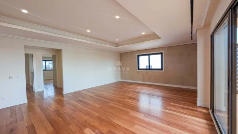 Apartamento T3 para Venda em Albufeira e Olhos de Água