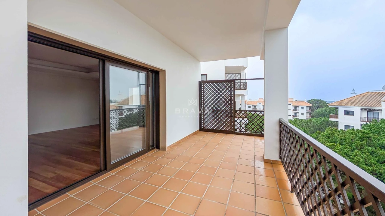 Apartamento T3 para Venda em Albufeira e Olhos de Água Foto 32