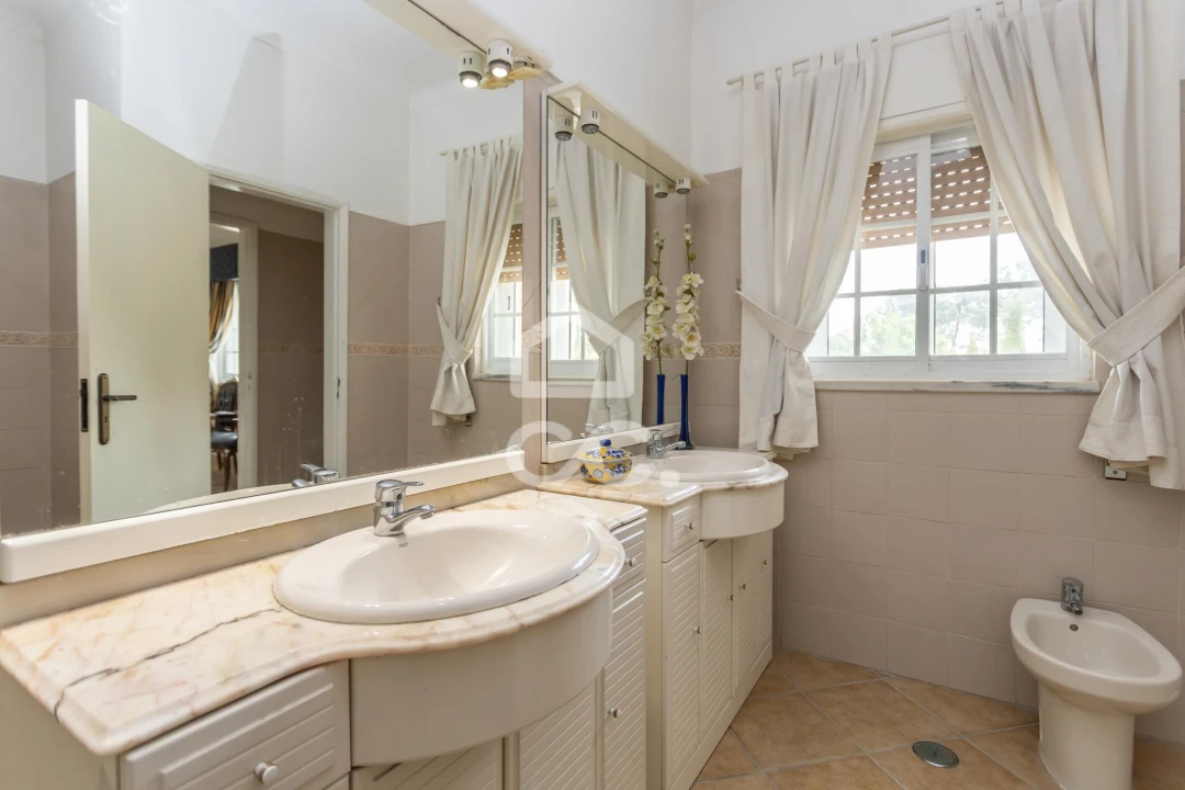 Quinta T5 para Venda em Quinta do Anjo Foto 21