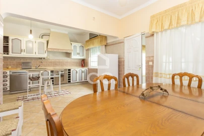 Quinta T5 para Venda em Quinta do Anjo