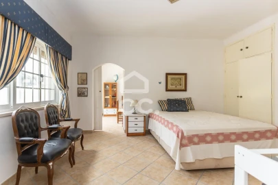 Quinta T5 para Venda em Quinta do Anjo