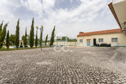 Quinta T5 para Venda em Quinta do Anjo