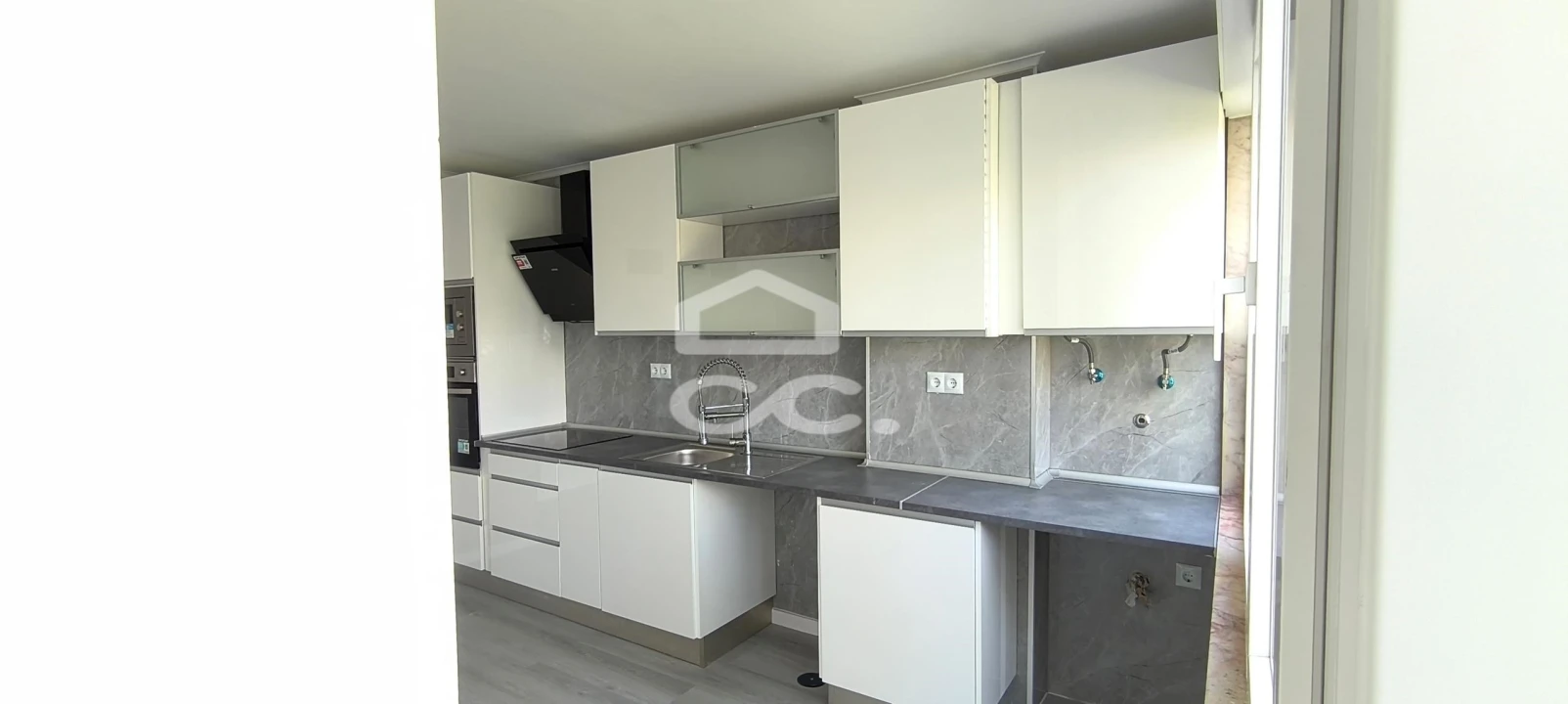 Apartamento T2 para Venda em Oeiras e São Julião da Barra, Paço de Arcos e Caxias Foto 7