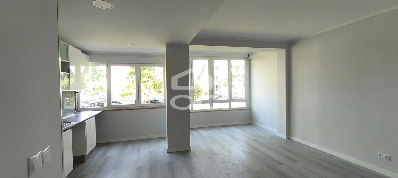 Apartamento T2 para Venda em Oeiras e São Julião da Barra, Paço de Arcos e Caxias Foto 1