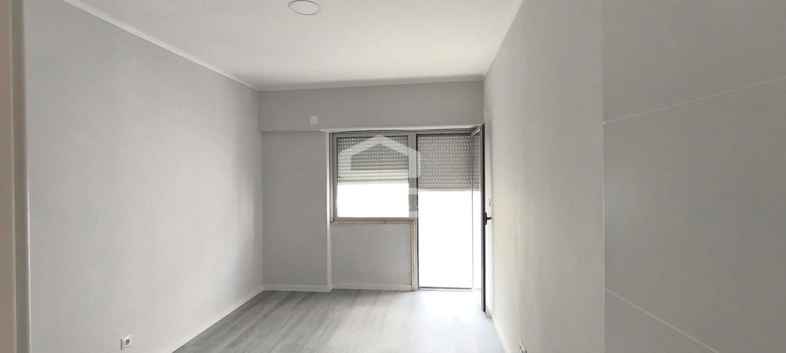 Apartamento T2 para Venda em Oeiras e São Julião da Barra, Paço de Arcos e Caxias Foto 16