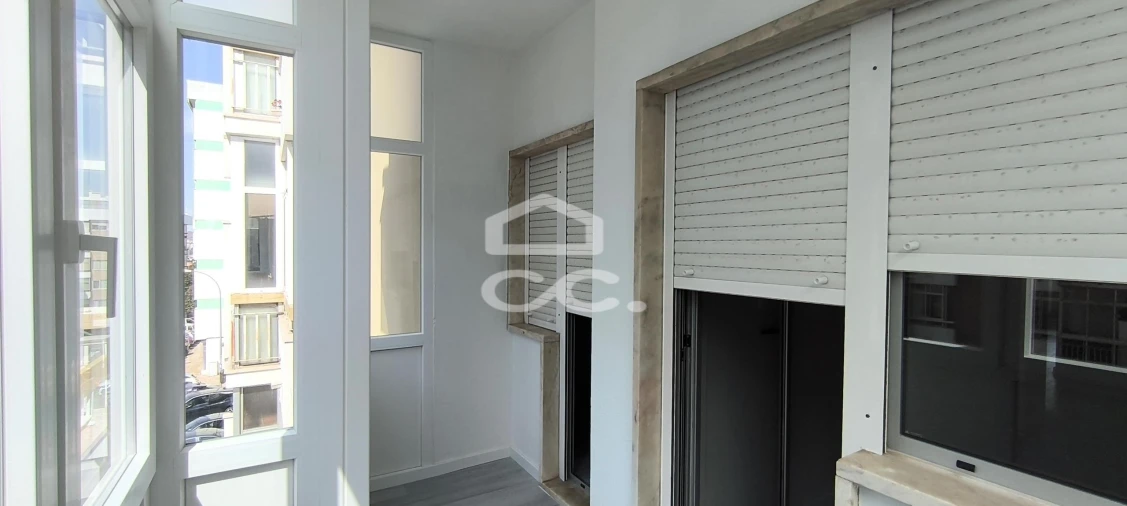 Apartamento T2 para Venda em Oeiras e São Julião da Barra, Paço de Arcos e Caxias Foto 18