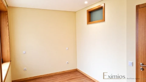 Negócio para Venda em Póvoa de Varzim, Beiriz e Argivai