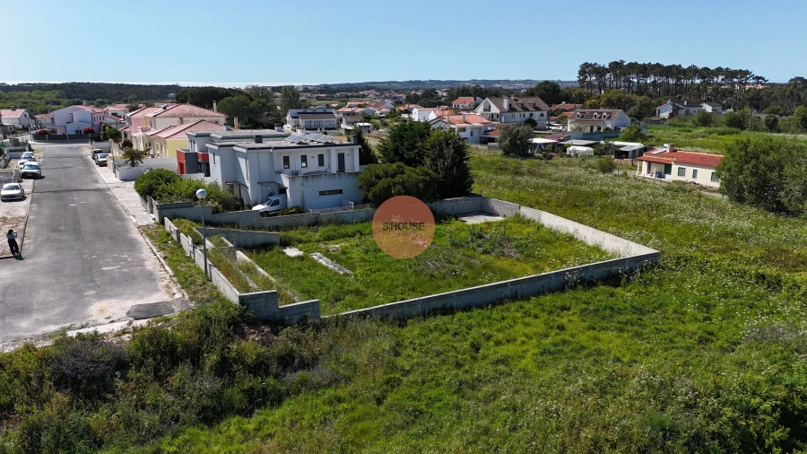 Terreno para Venda em Tornada e Salir do Porto Foto 12