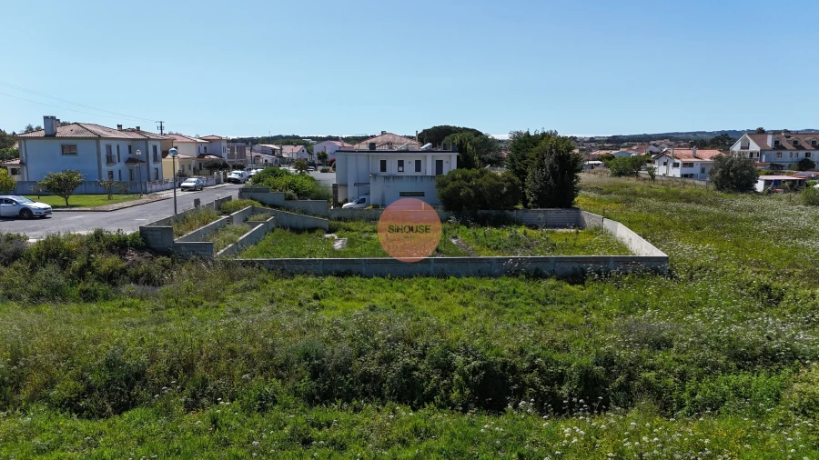 Terreno para Venda em Tornada e Salir do Porto Foto 4