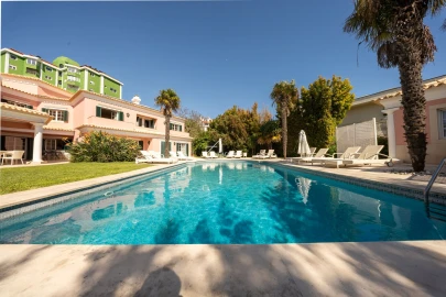 Moradia T8 para Arrendamento em Cascais e Estoril