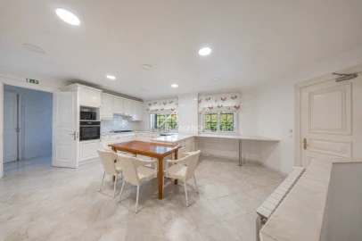 Moradia T8 para Arrendamento em Cascais e Estoril