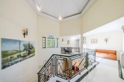 Moradia T8 para Arrendamento em Cascais e Estoril