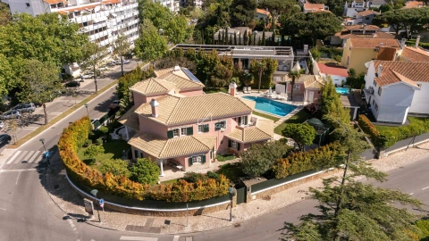 Moradia T8 para Arrendamento em Cascais e Estoril