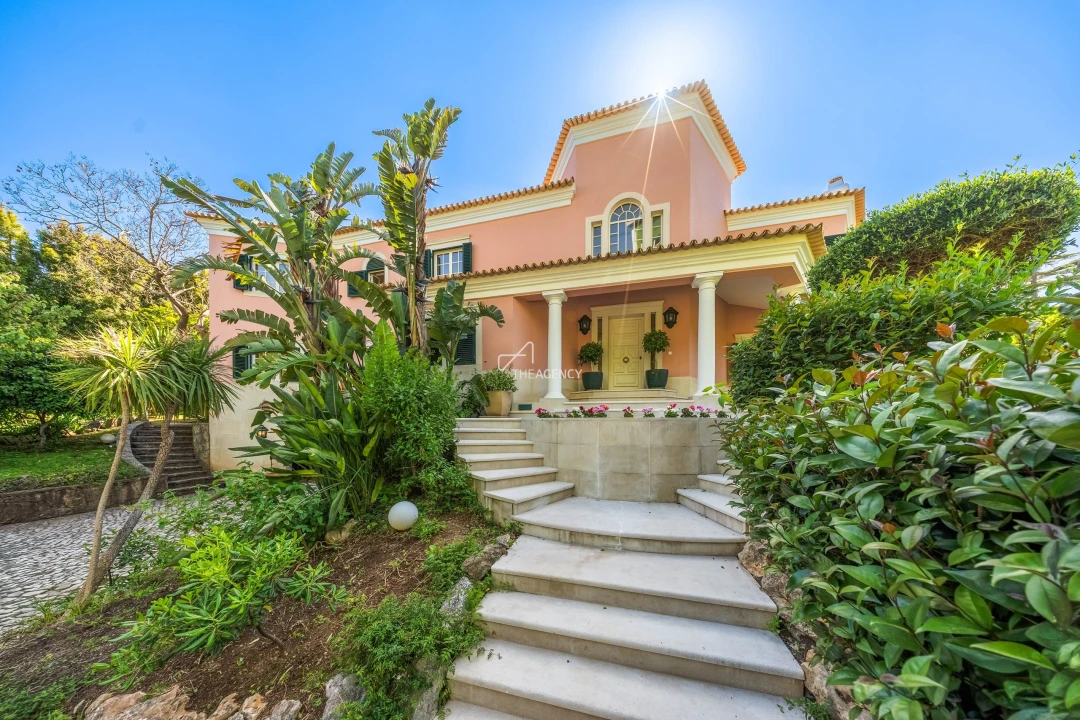 Moradia T8 para Arrendamento em Cascais e Estoril Foto 1