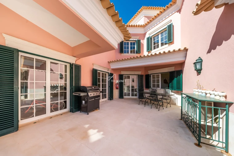 Moradia T8 para Arrendamento em Cascais e Estoril Foto 8