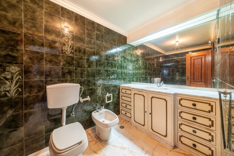 Apartamento T3 para Venda em Areeiro Foto 29