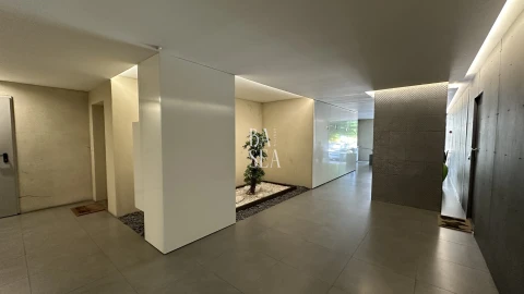 Apartamento T3 para Venda em Real, Dume e Semelhe