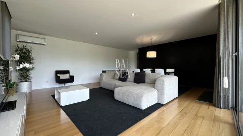 Apartamento T3 para Venda em Real, Dume e Semelhe