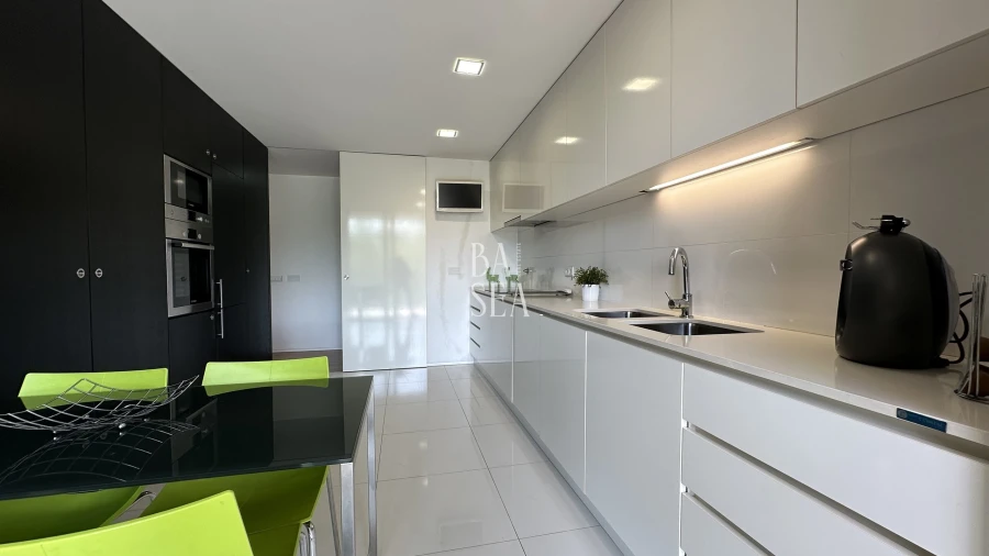 Apartamento T3 para Venda em Real, Dume e Semelhe Foto 2