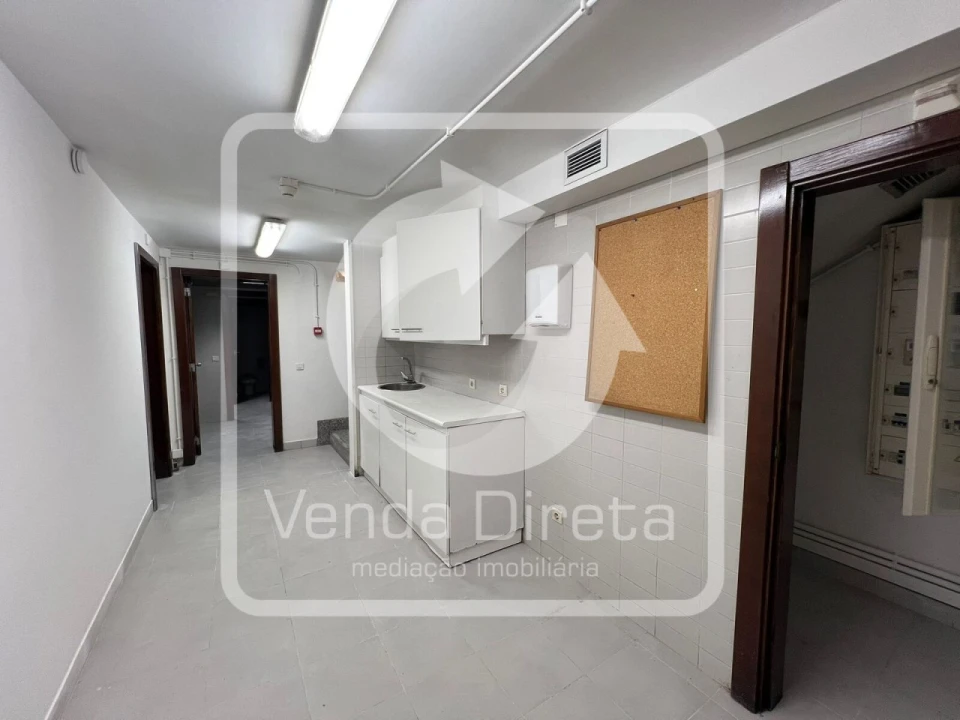 Loja para Venda em Póvoa de Santo Adrião e Olival Basto Foto 19