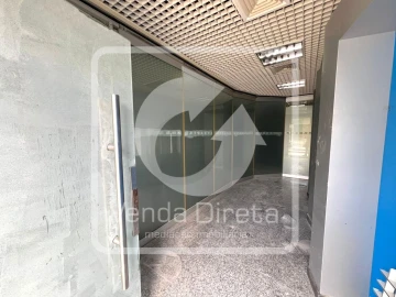 Loja para Venda em Póvoa de Santo Adrião e Olival Basto