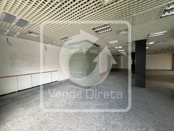 Loja para Venda em Póvoa de Santo Adrião e Olival Basto Foto 7