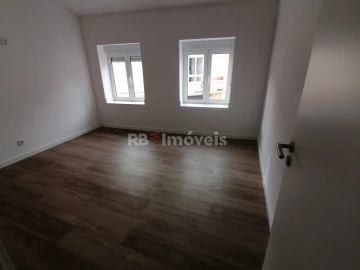 Apartamento T1 para Venda em Sé Nova, Santa Cruz, Almedina e São Bartolomeu