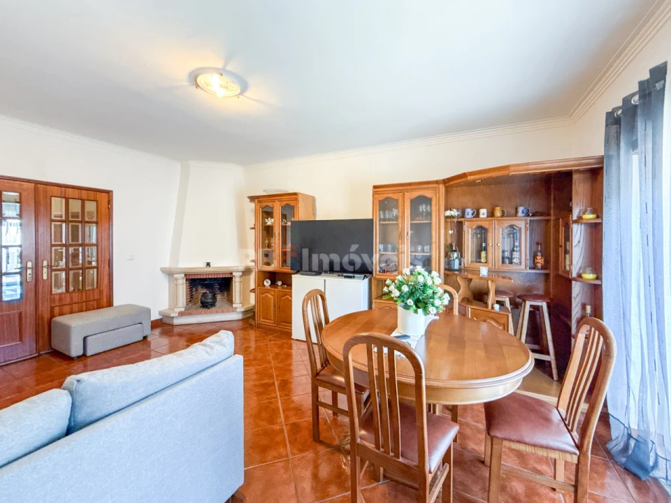 Apartamento T4 para Venda em Vila Nova da Barquinha Foto 7