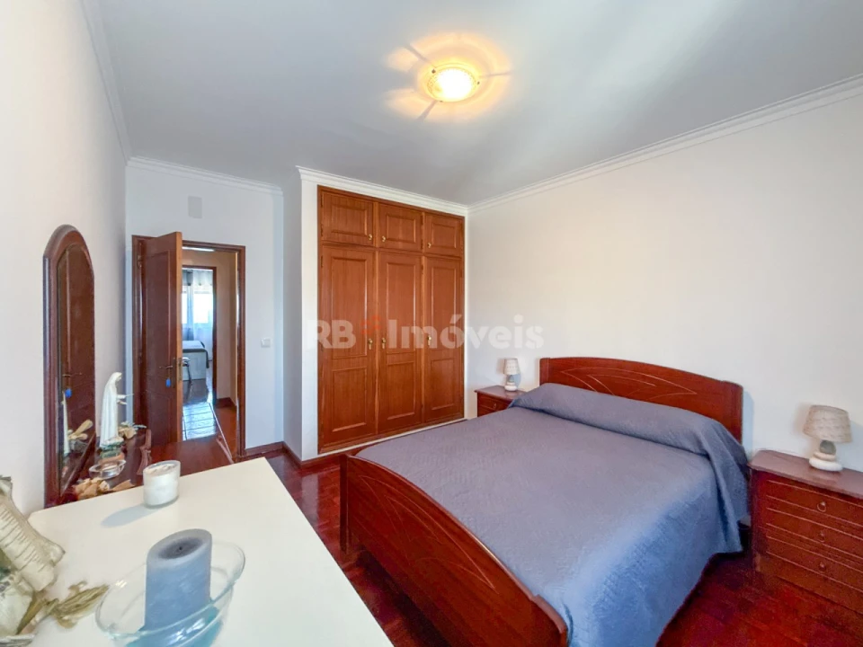 Apartamento T4 para Venda em Vila Nova da Barquinha Foto 17