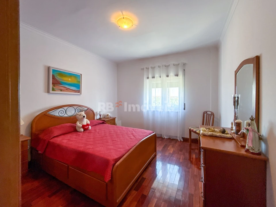 Apartamento T4 para Venda em Vila Nova da Barquinha Foto 28