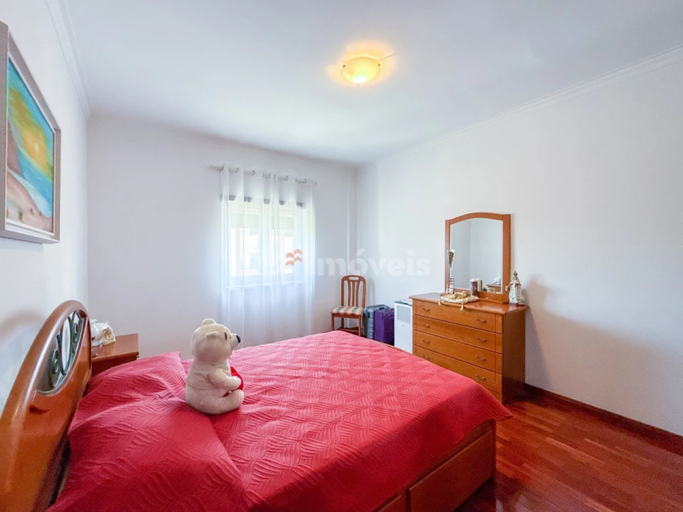 Apartamento T4 para Venda em Vila Nova da Barquinha Foto 29