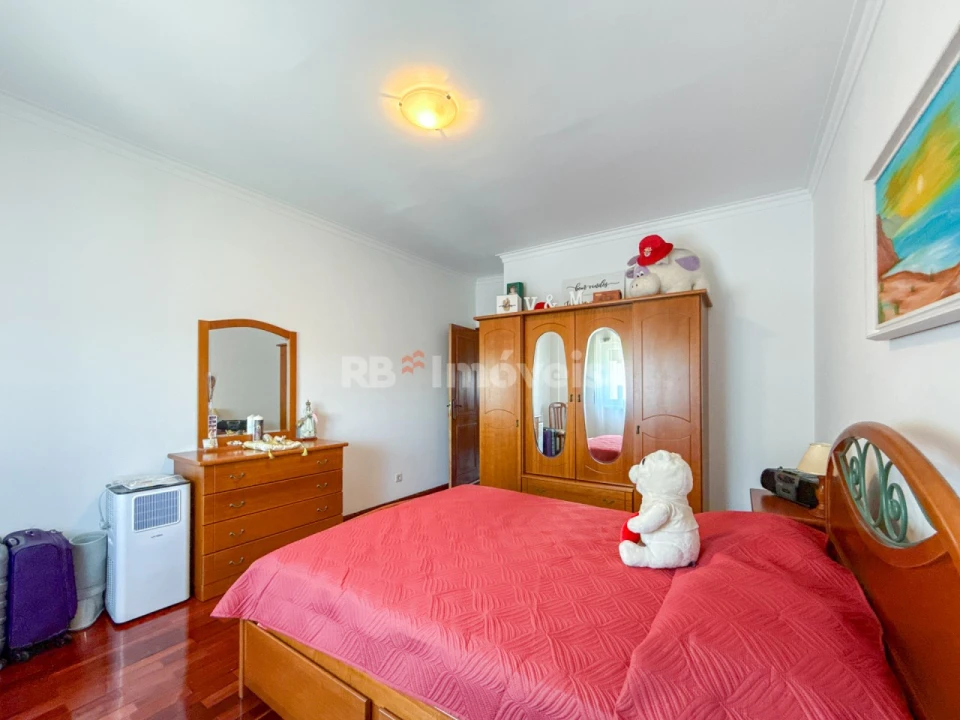 Apartamento T4 para Venda em Vila Nova da Barquinha Foto 30