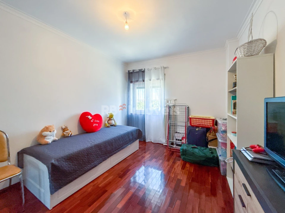 Apartamento T4 para Venda em Vila Nova da Barquinha Foto 32