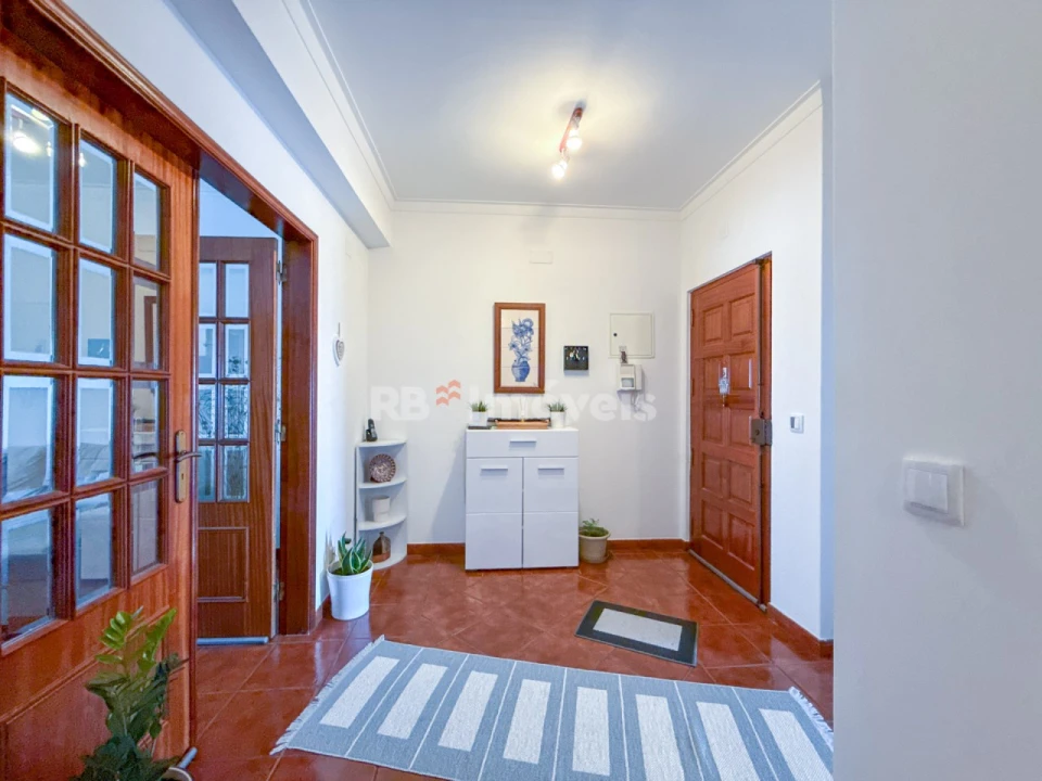 Apartamento T4 para Venda em Vila Nova da Barquinha Foto 1