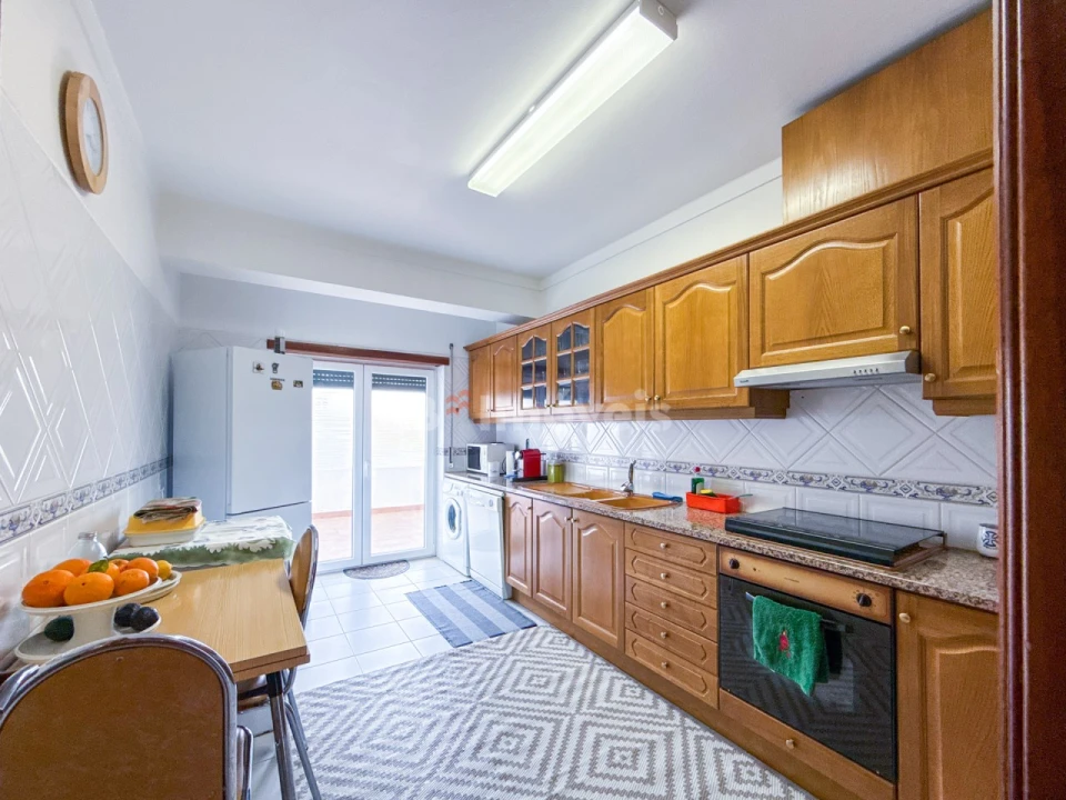 Apartamento T4 para Venda em Vila Nova da Barquinha Foto 11