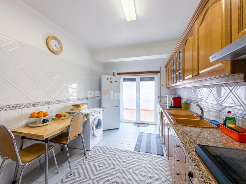 Apartamento T4 para Venda em Vila Nova da Barquinha Foto 12