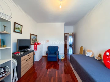 Apartamento T4 para Venda em Vila Nova da Barquinha