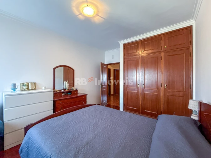 Apartamento T4 para Venda em Vila Nova da Barquinha Foto 16