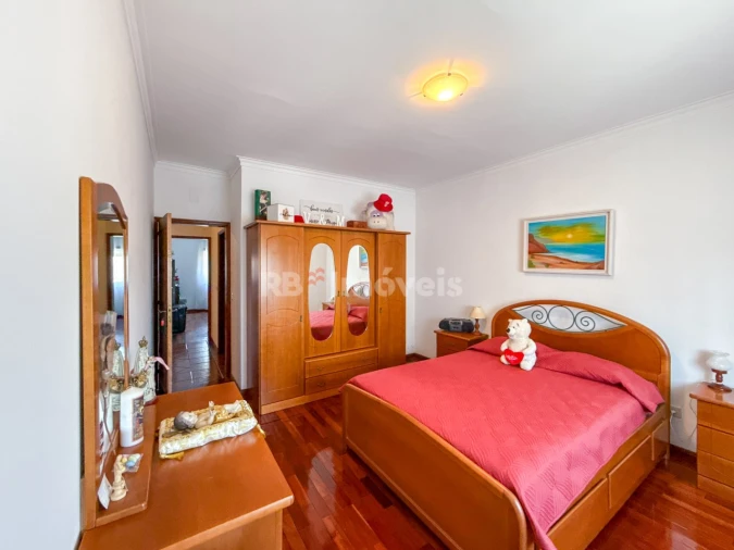 Apartamento T4 para Venda em Vila Nova da Barquinha Foto 31
