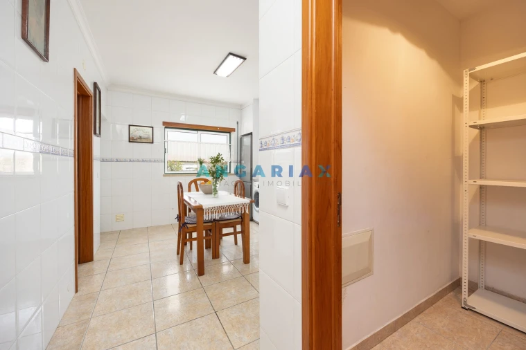 Moradia T3 para Venda em Marinha Grande Foto 10